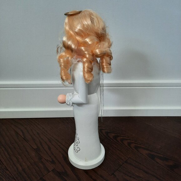 New! Homesense Christmas Angel Decoration - Picture 4 of 6